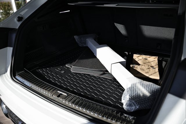 New 2026 Audi RS Q8 performance image 33