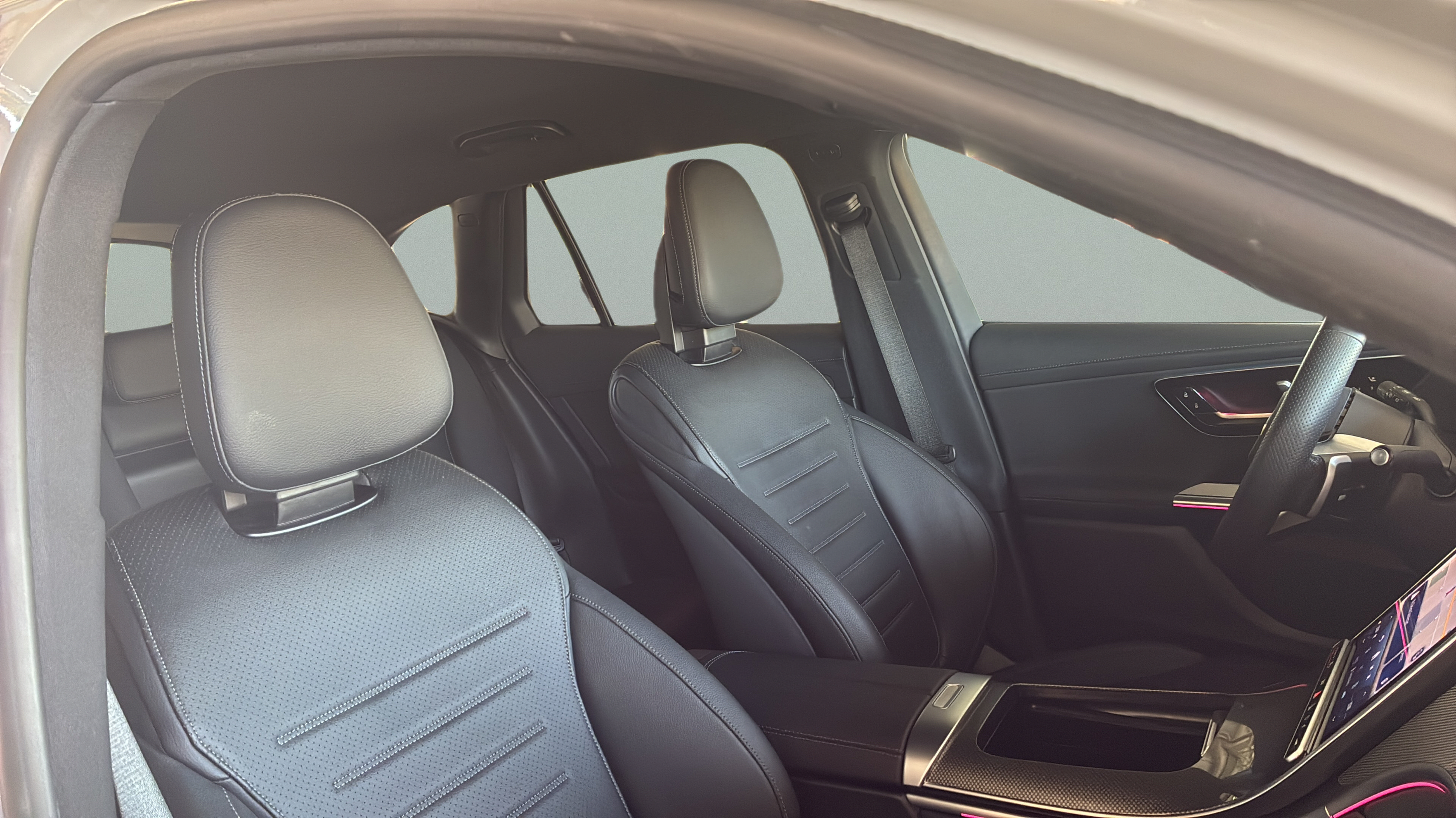 Used 2026 Mercedes-Benz GLC 300 image 48
