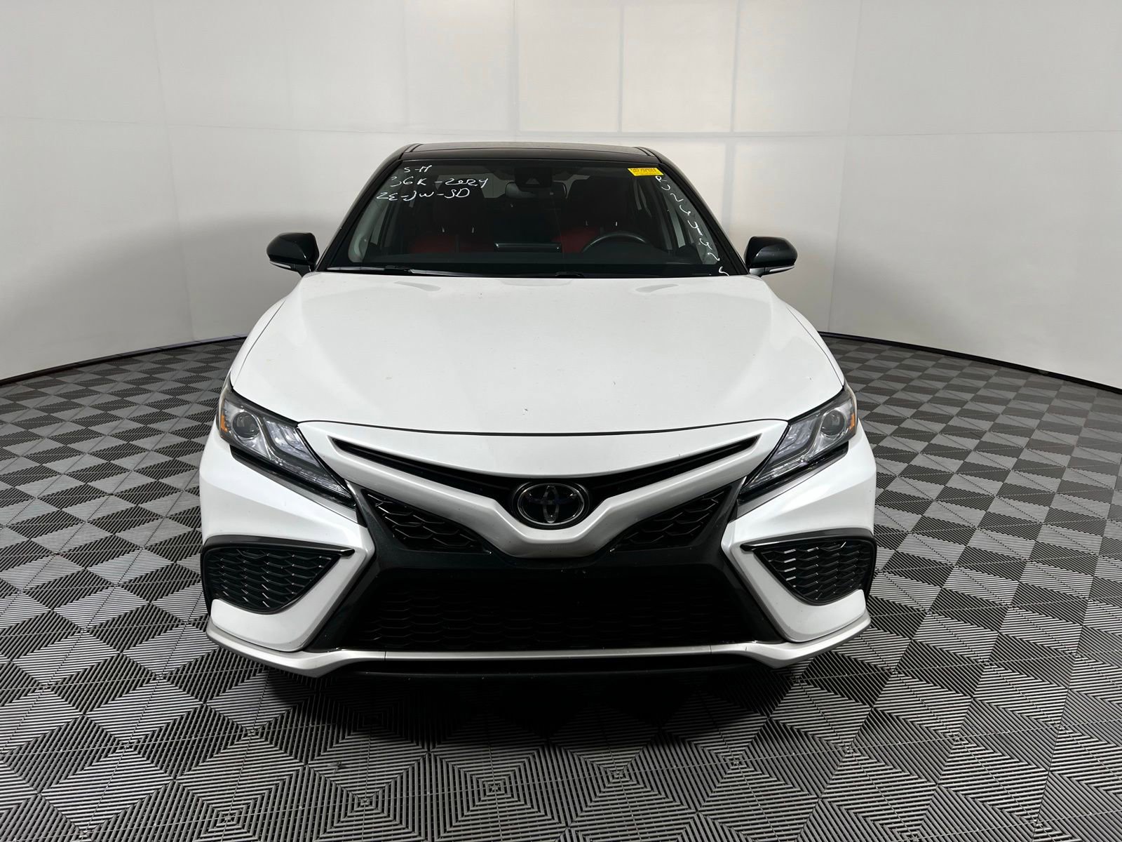 Used 2024 Toyota Camry XSE w/ Navigation Package FWD image 2