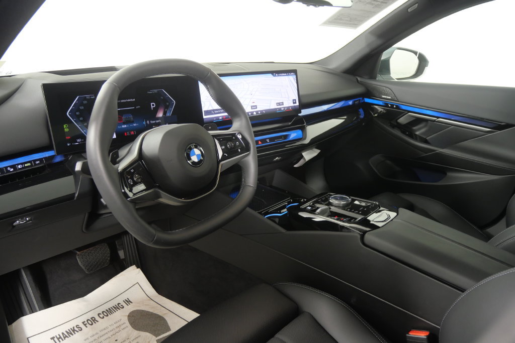 Used 2027 BMW 530i RWD image 15