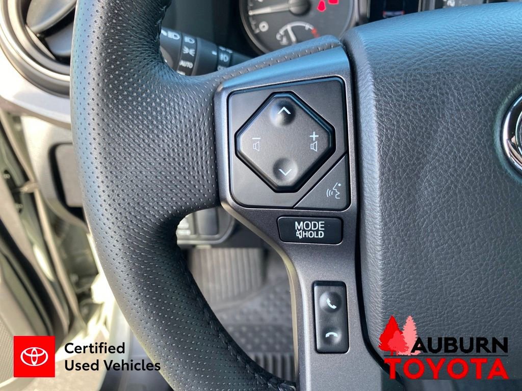 Used 2022 Toyota Tacoma TRD Off-Road w/ Technology Package AWD/4WD image 38