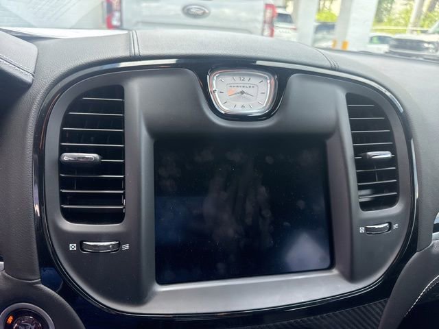 Used 2023 Chrysler 300 C RWD image 27