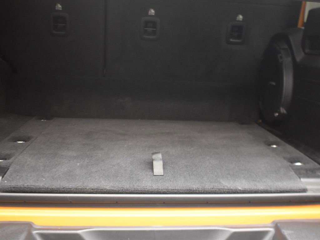 Used 2021 Jeep Wrangler Unlimited Sahara w/ Cold Weather Group image 15