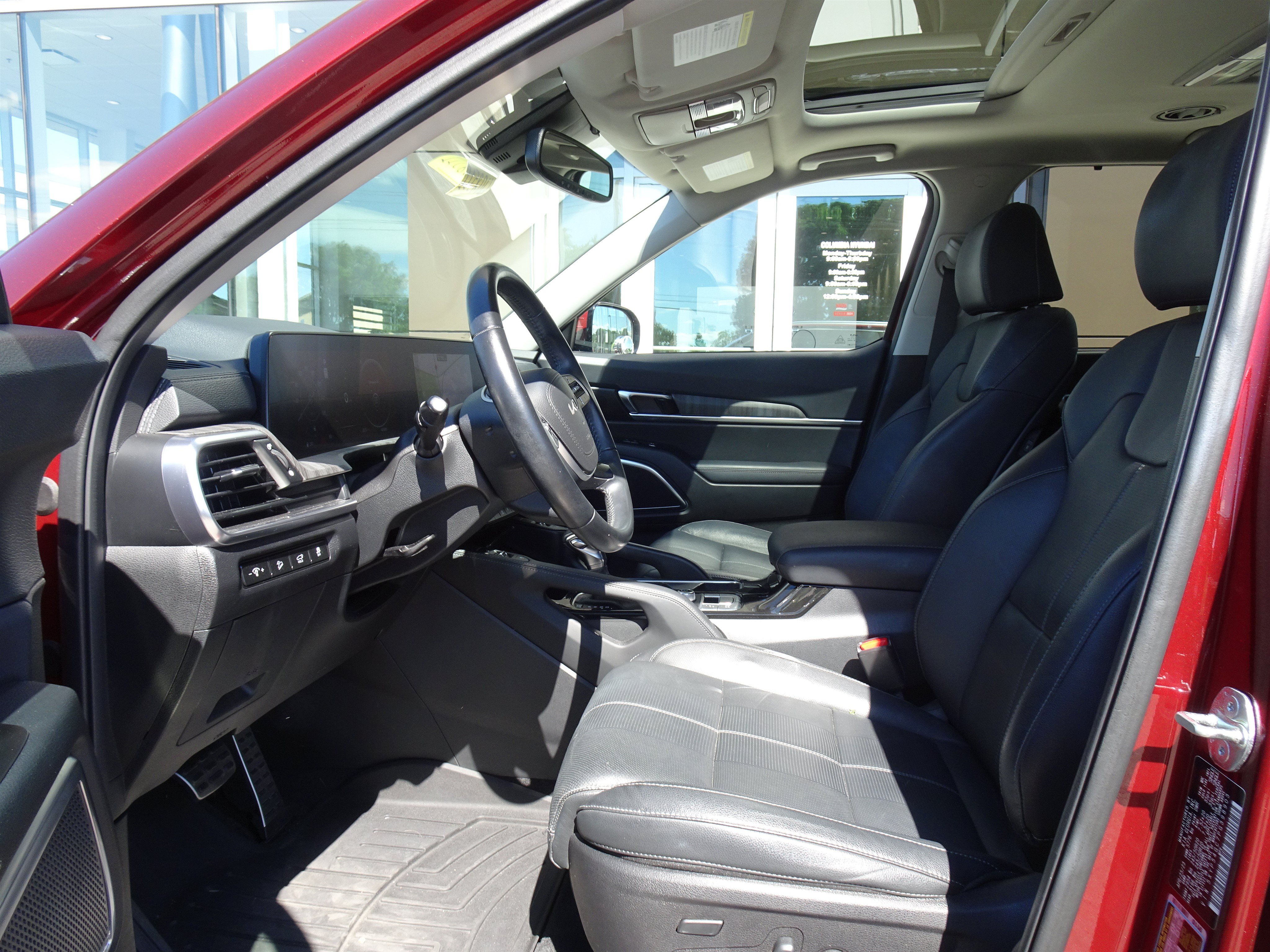 Used 2023 Kia Telluride SX FWD image 8