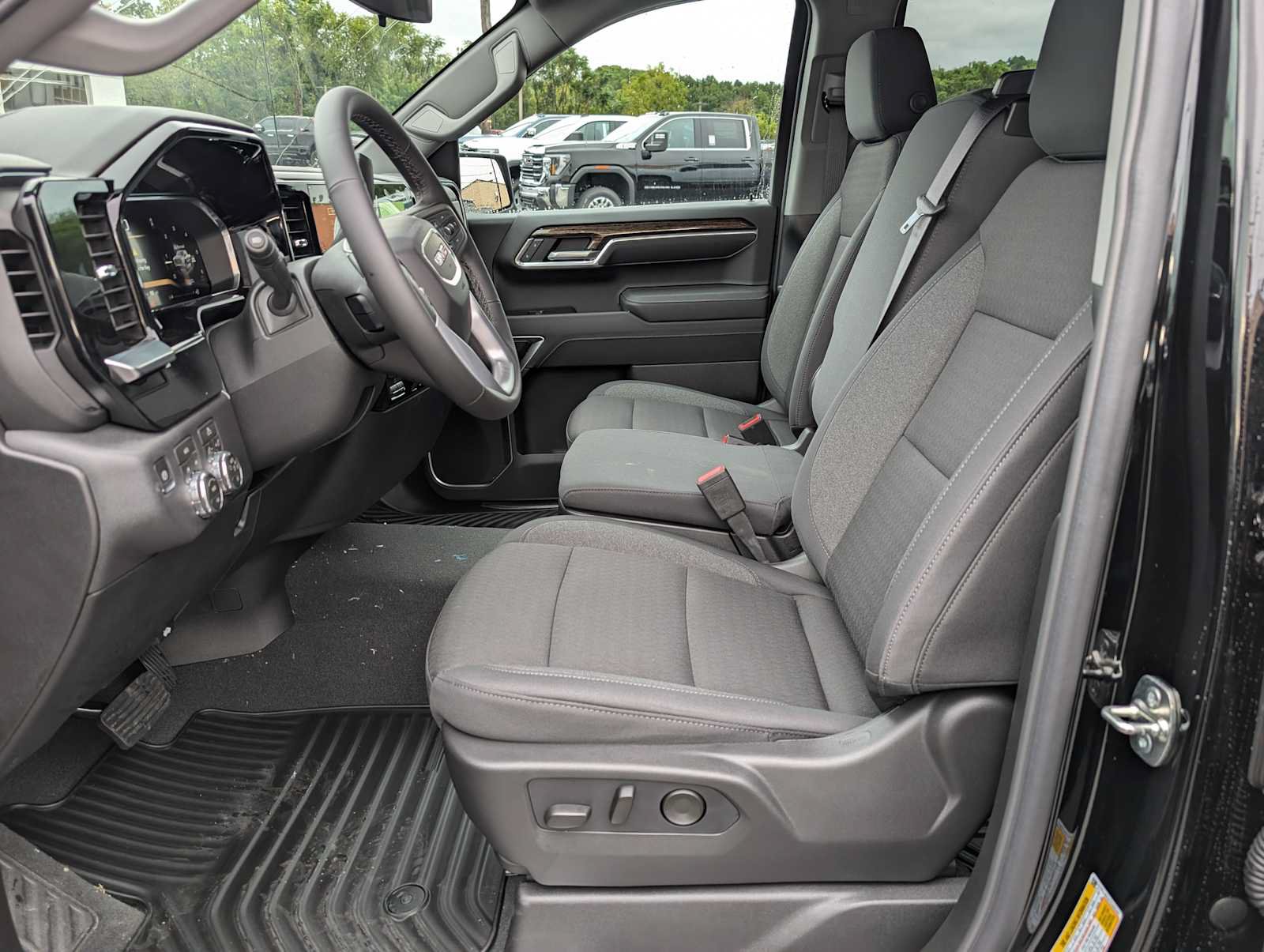 New 2026 GMC Sierra 1500 Elevation AWD/4WD image 12