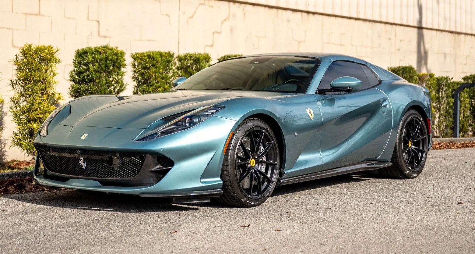 Used 2023 Ferrari 812 GTS RWD image 5