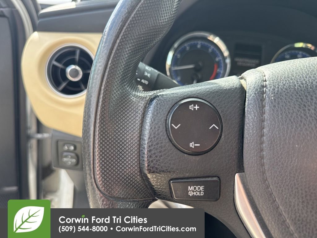 Used 2018 Toyota Corolla LE w/ LE Premium Package FWD video 2