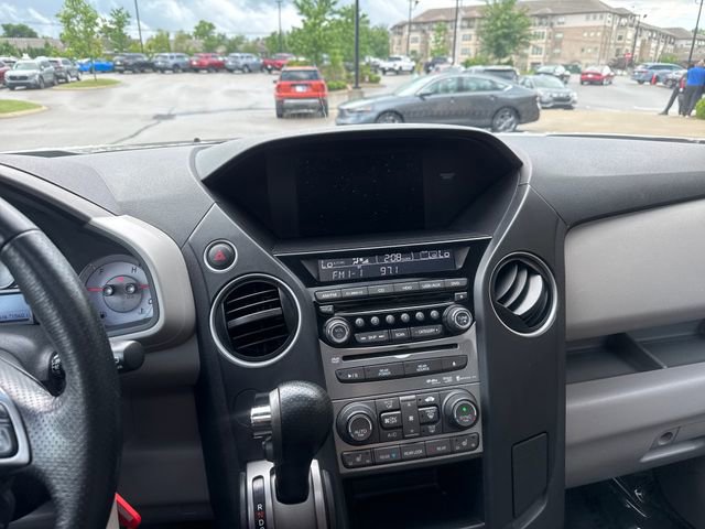 Used 2015 Honda Pilot Touring image 14