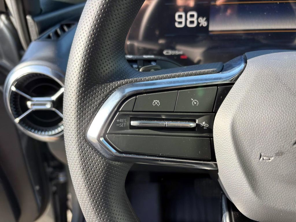 Used 2026 Chevrolet Equinox EV LT image 17