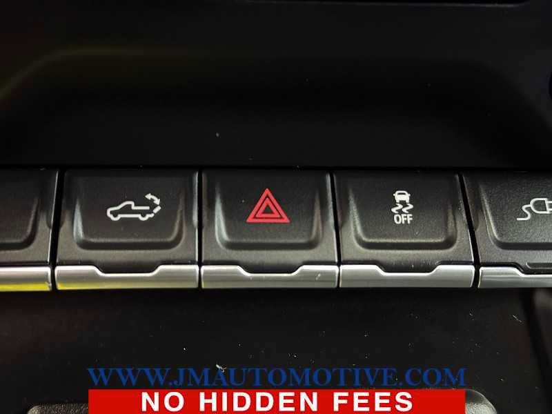 Used 2022 Chevrolet Silverado 1500 LT Trail Boss w/ LT Trail Boss Premium Package image 36