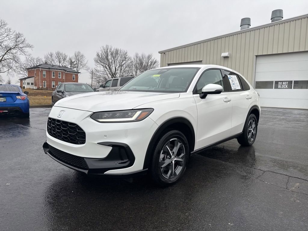Used 2025 Honda HR-V EX-L image 3