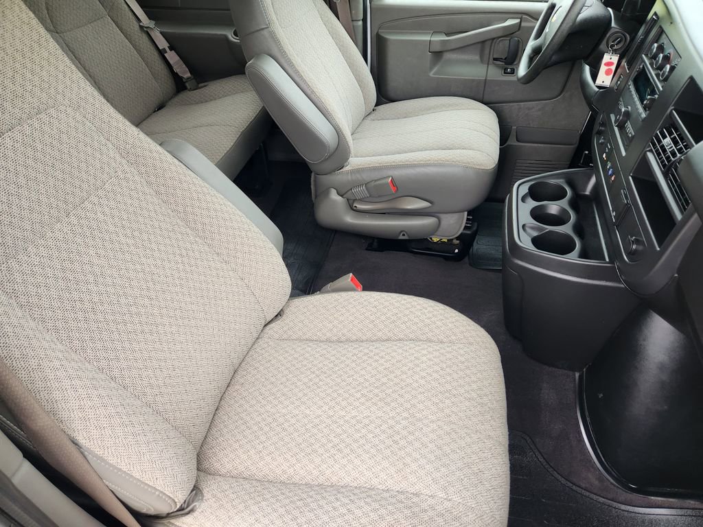 Certified 2025 Chevrolet Express 3500 LS RWD image 14