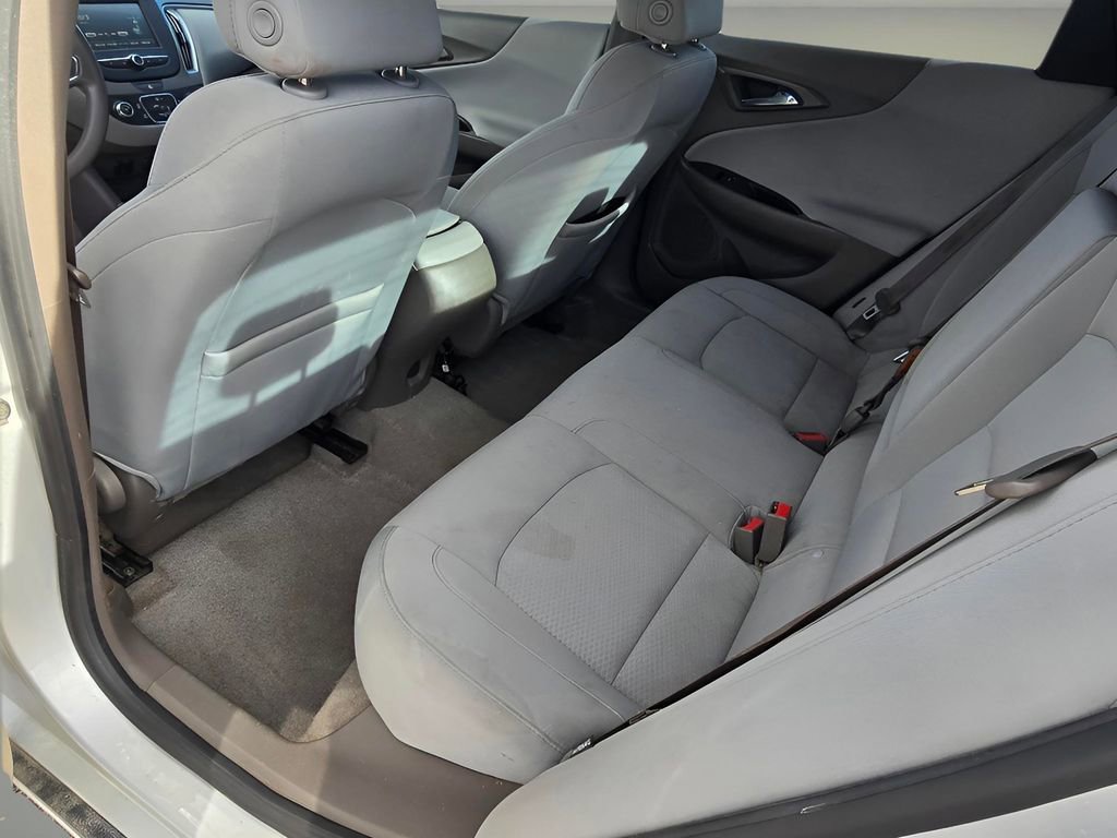 Used 2018 Chevrolet Malibu LS image 14