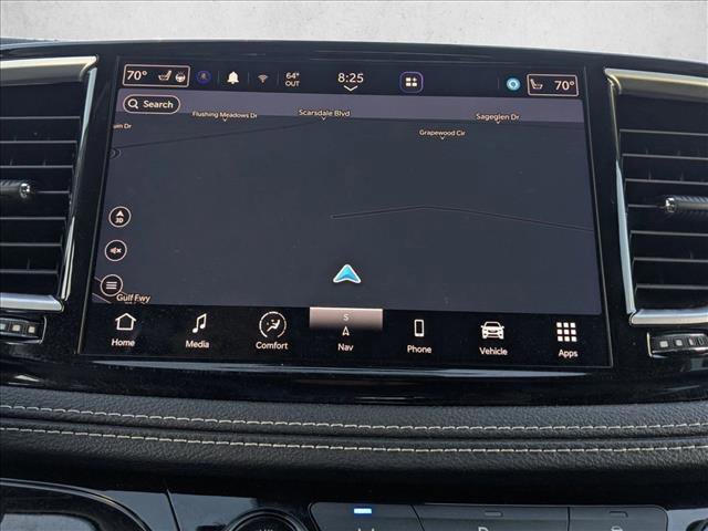 Used 2023 Chrysler Pacifica Limited image 13