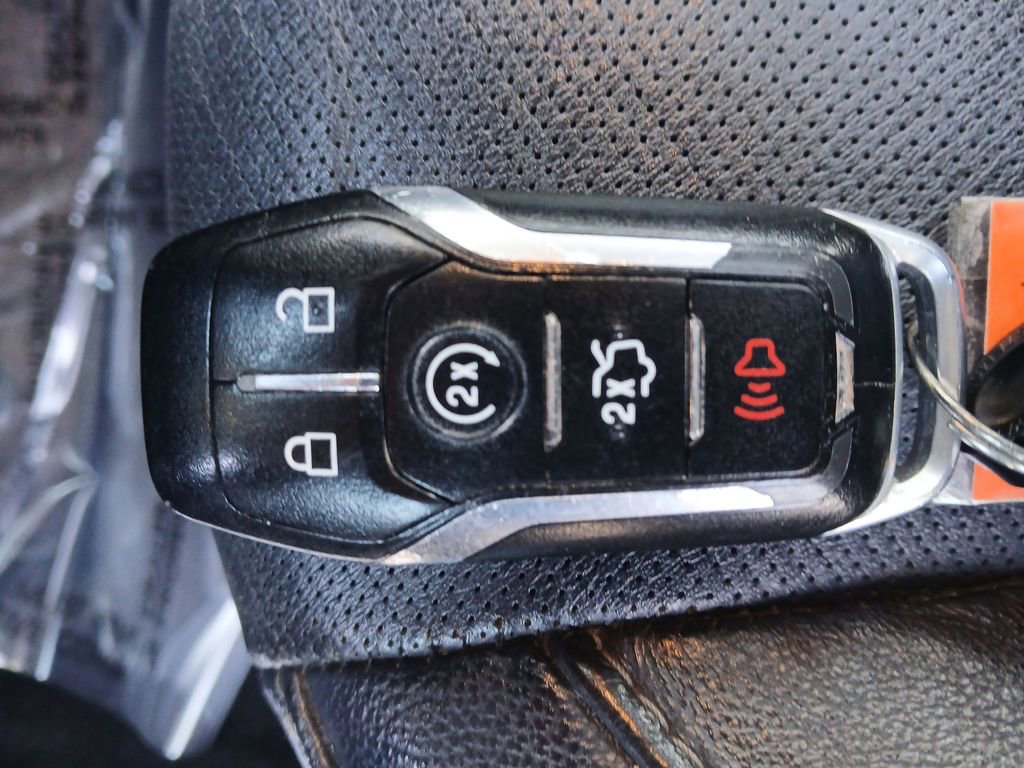 Used 2014 Ford Fusion Titanium image 30