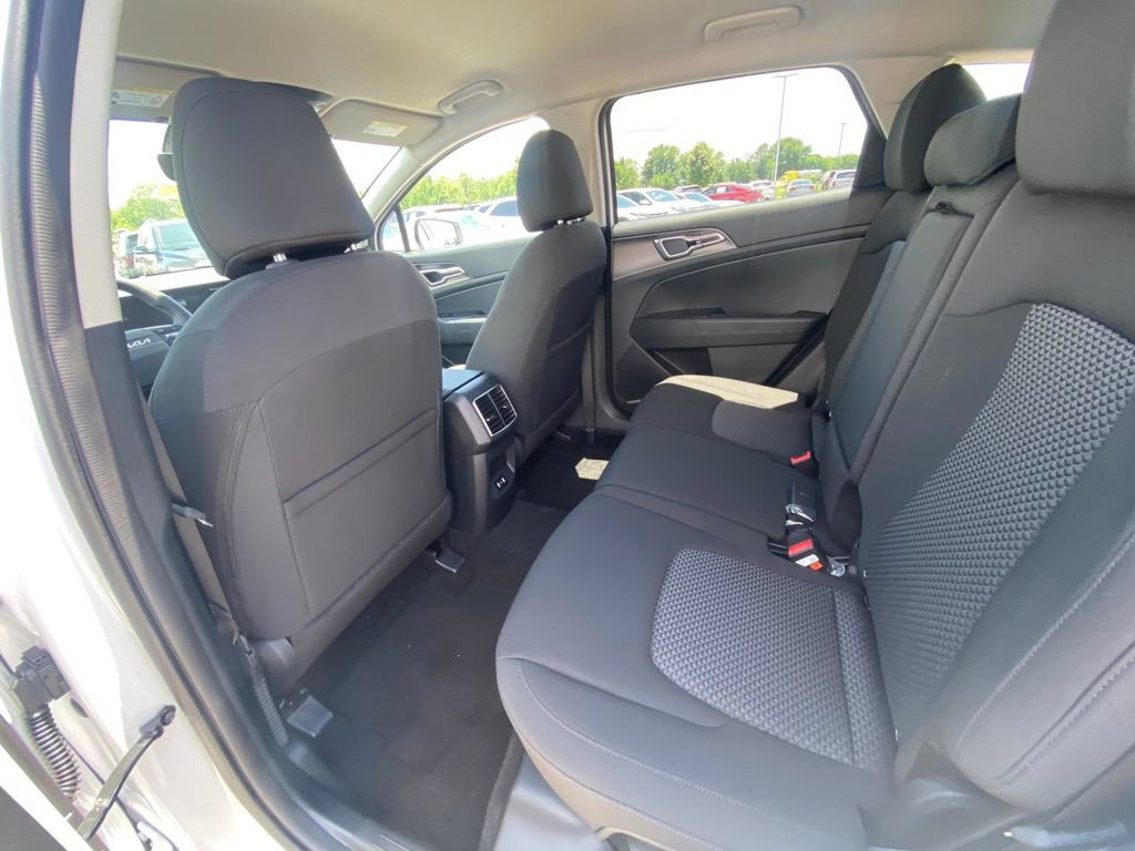 New 2026 Kia Sportage LX FWD image 22