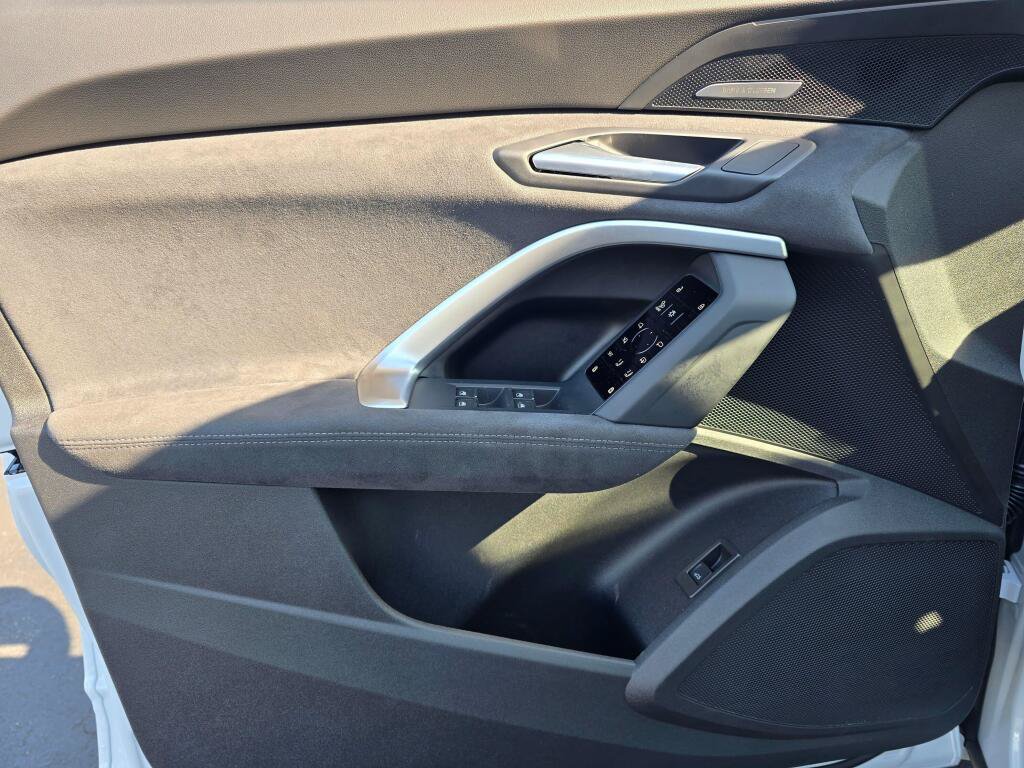 New 2026 Audi SQ5 Premium Plus AWD/4WD image 32