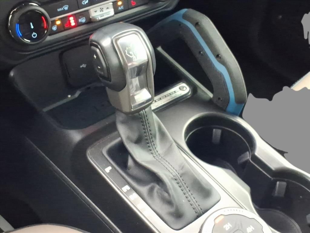 Used 2022 Ford Bronco Wildtrak image 24