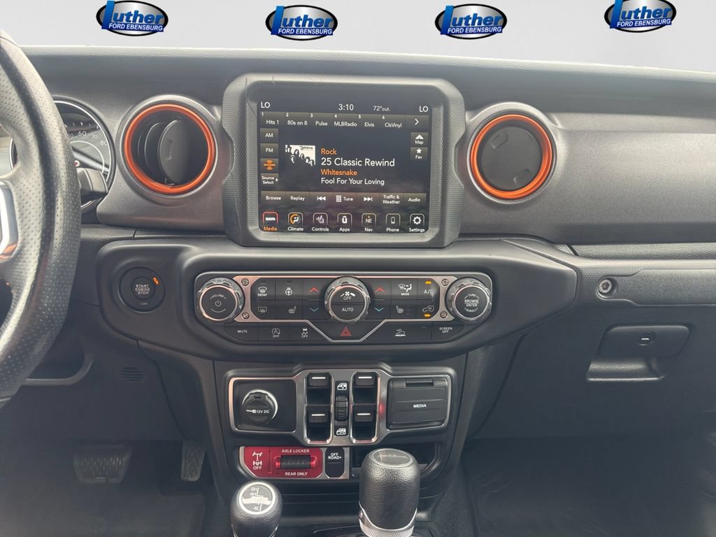Used 2022 Jeep Gladiator Mojave w/ Cold Weather Group AWD/4WD image 22