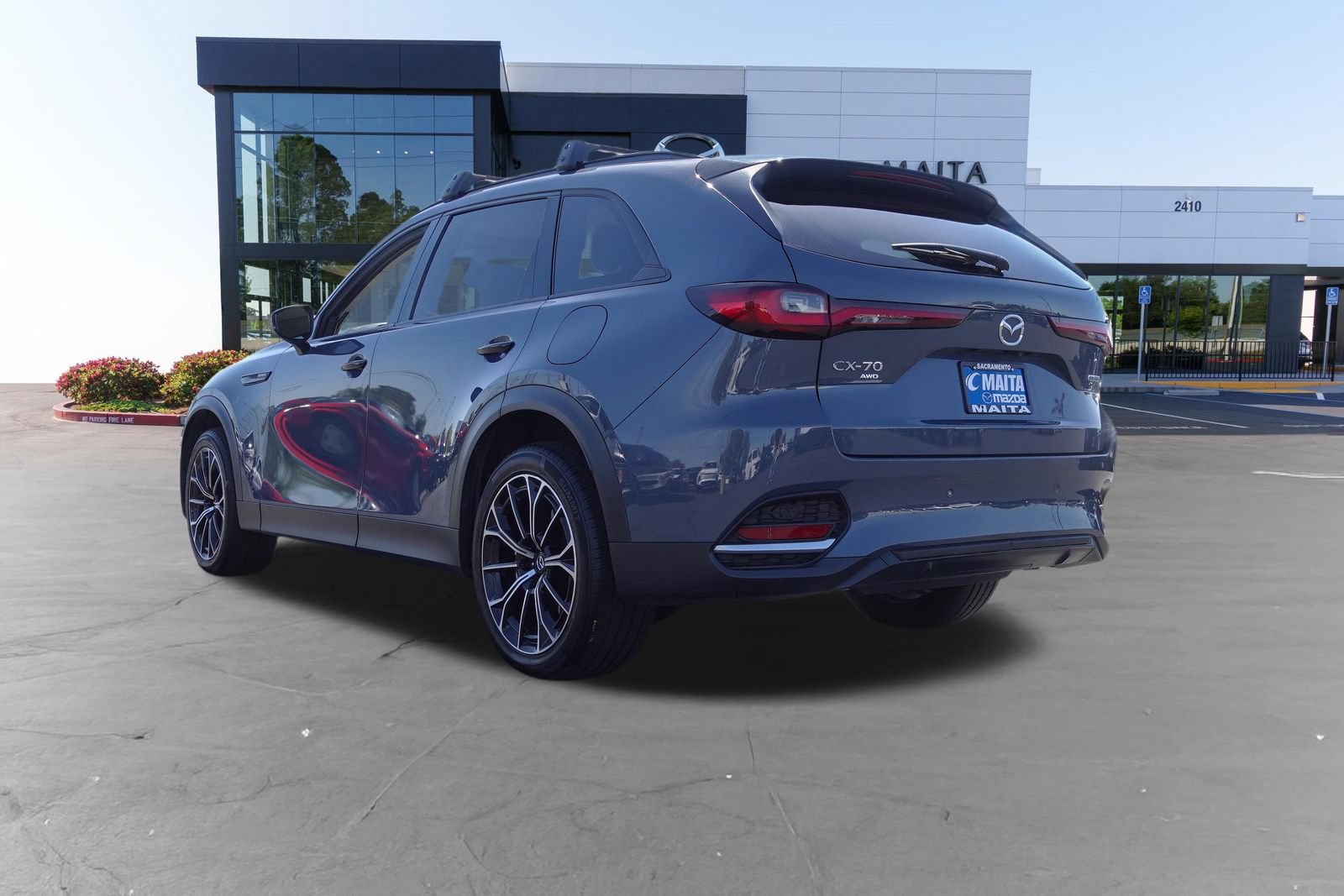 Certified 2025 MAZDA CX-70 Plug-In Hybrid w/ Premium Pkg AWD/4WD image 7