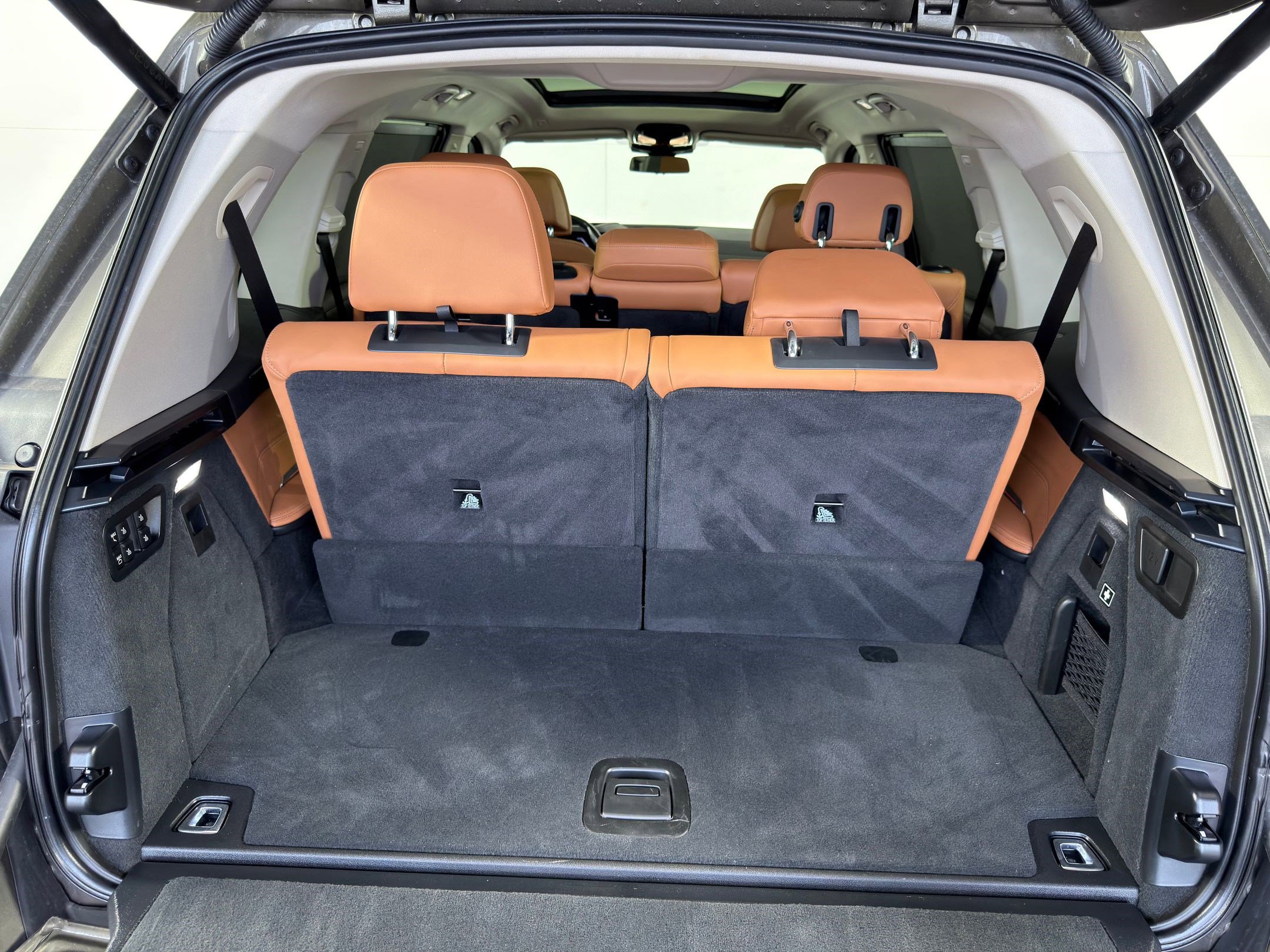 Used 2023 BMW X7 xDrive40i w/ Premium Package image 29