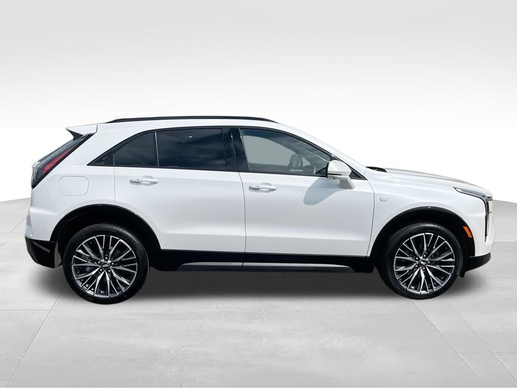 Used 2024 Cadillac XT4 Sport AWD/4WD image 9
