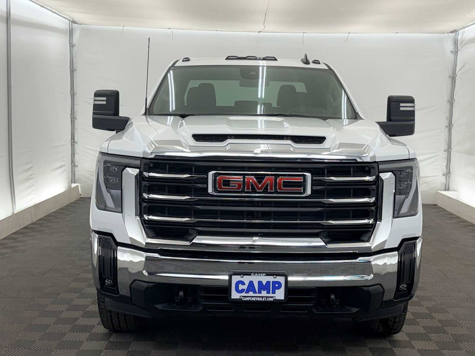Used 2025 GMC Sierra 3500 SLE w/ SLE Value Package image 9