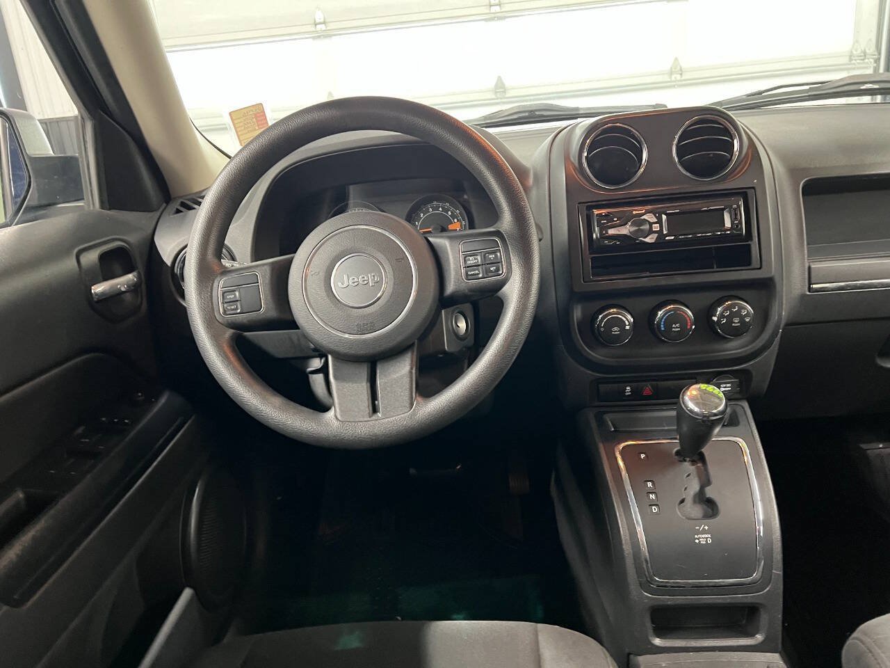 Used 2014 Jeep Patriot Sport w/ Power Value Group AWD/4WD image 8