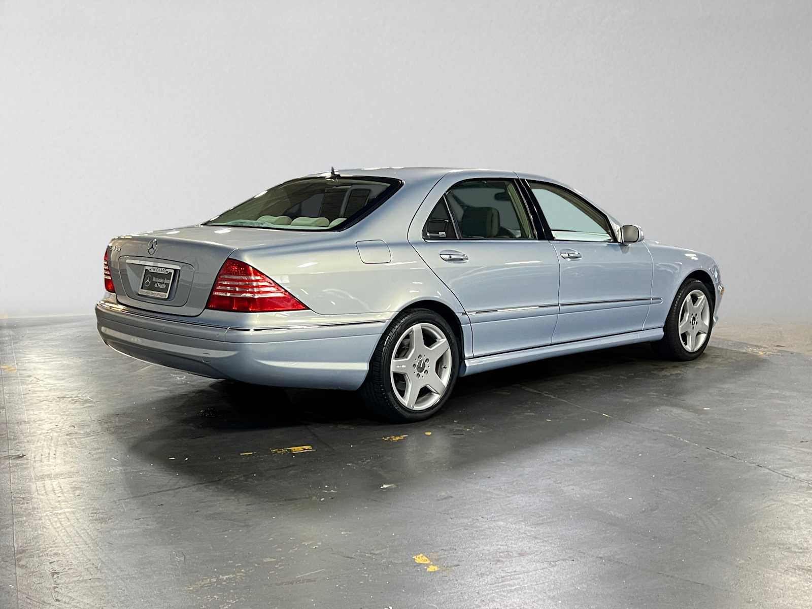 Used 2005 Mercedes-Benz S 430 image 3