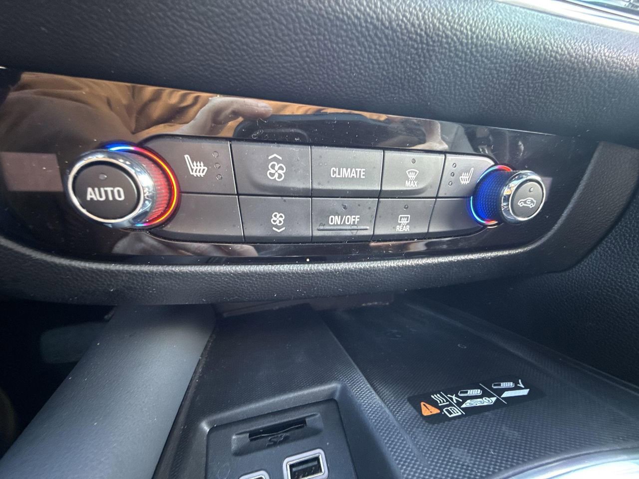 Certified 2023 Buick Enclave Essence w/ Experience Buick Package image 40