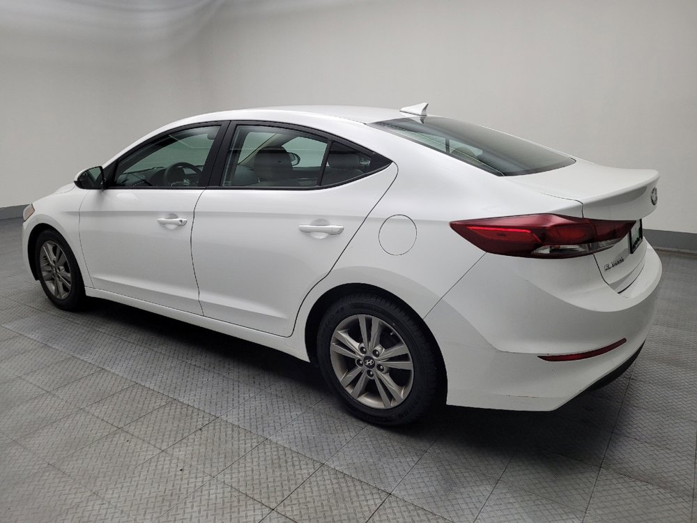 Used 2017 Hyundai Elantra SE image 3