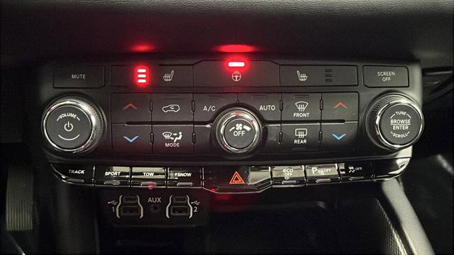 Used 2022 Dodge Durango R/T w/ Tow 'N Go Package image 18