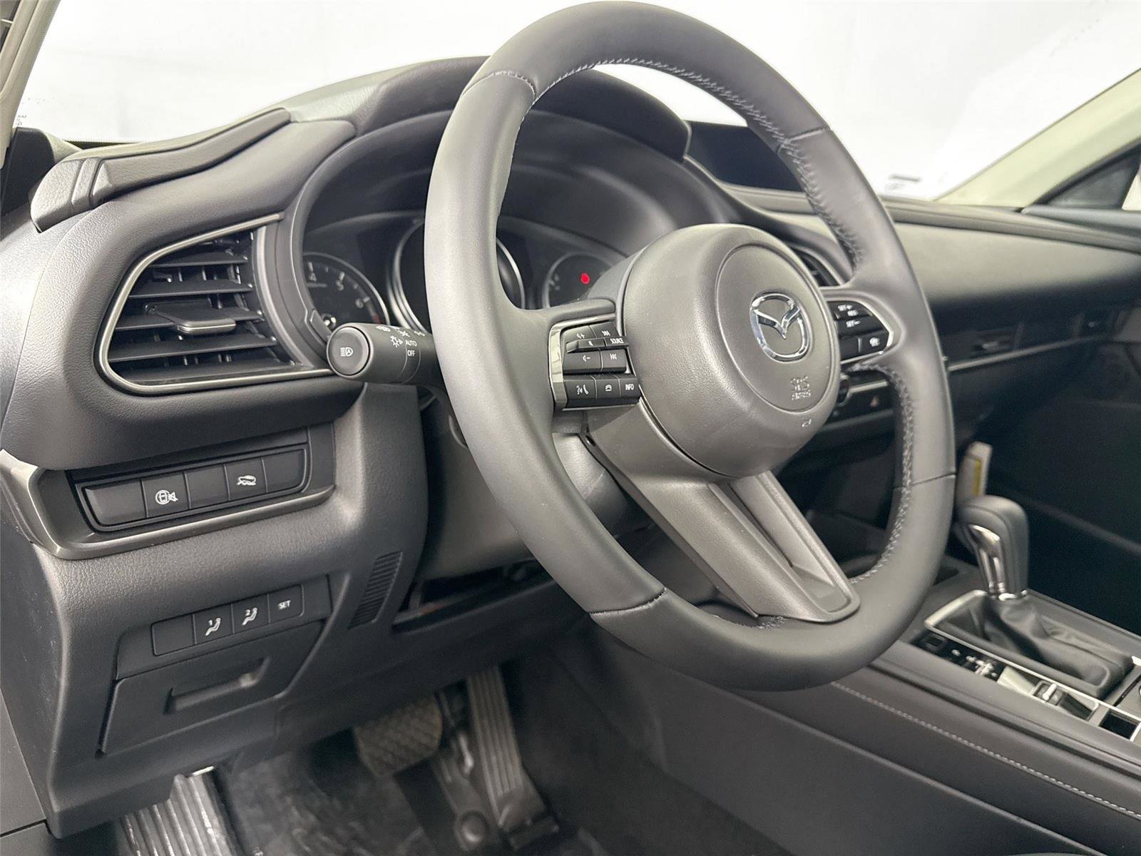 New 2026 MAZDA CX-30 AWD 2.5 S w/ Select Sport Pkg image 14