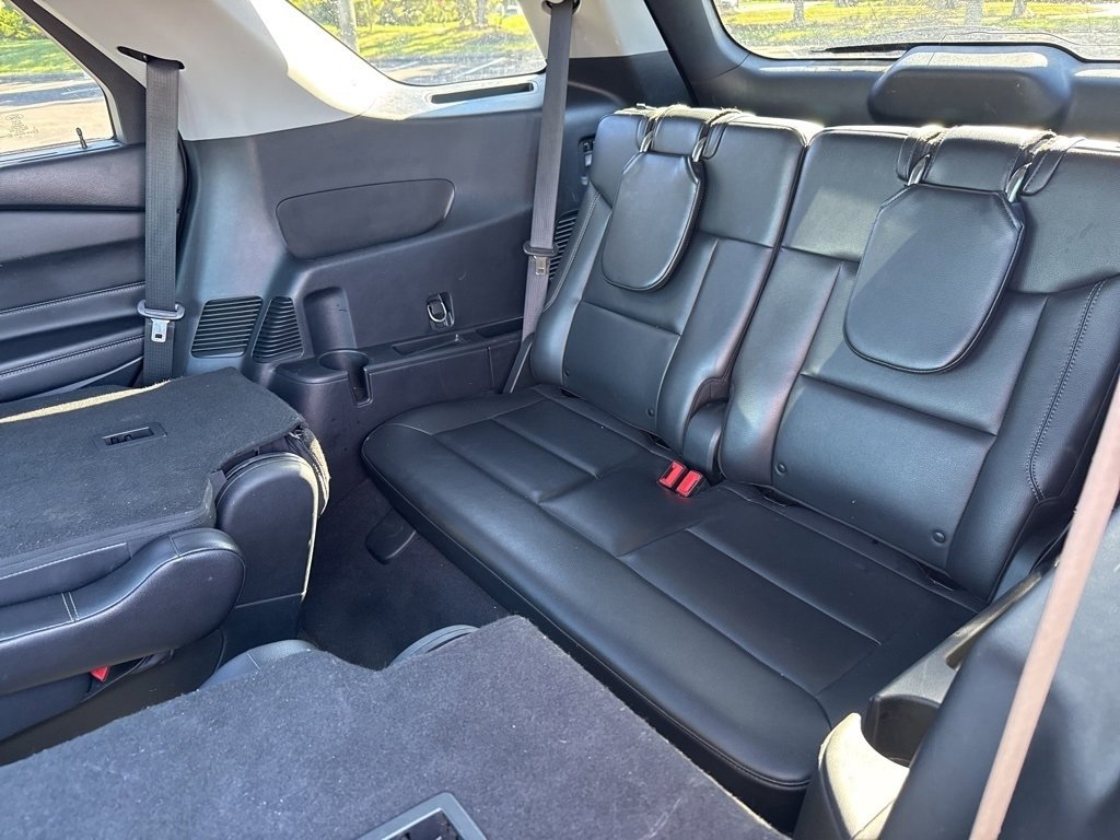 Used 2022 Ford Explorer Limited w/ Equipment Group 301A image 22