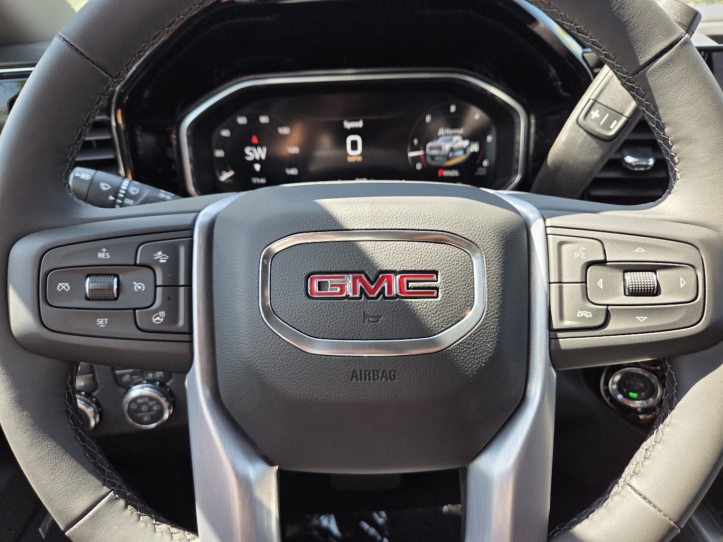 New 2026 GMC Sierra 3500 SLT w/ SLT Premium Package AWD/4WD image 33