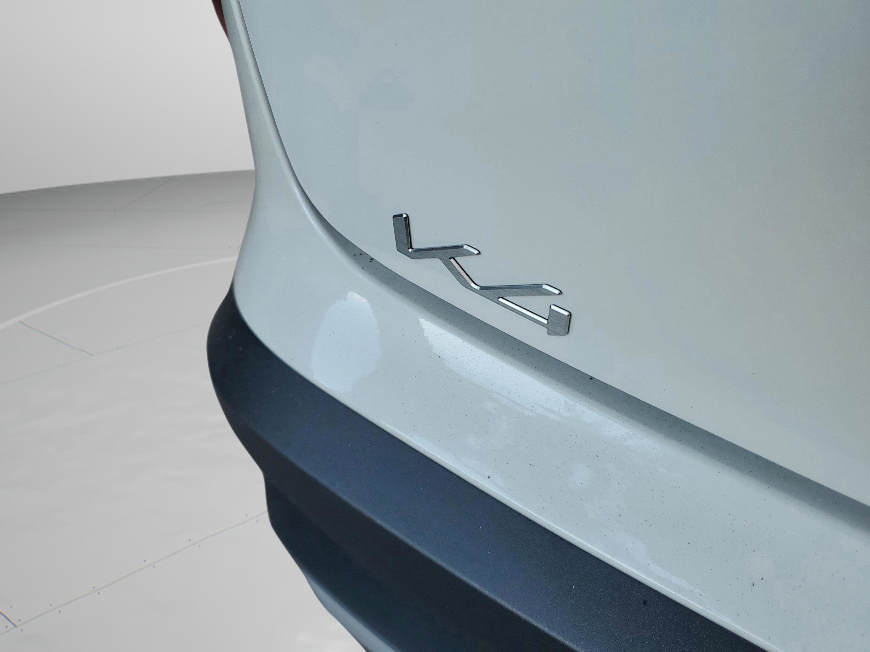 New 2025 Kia K4 EX image 29