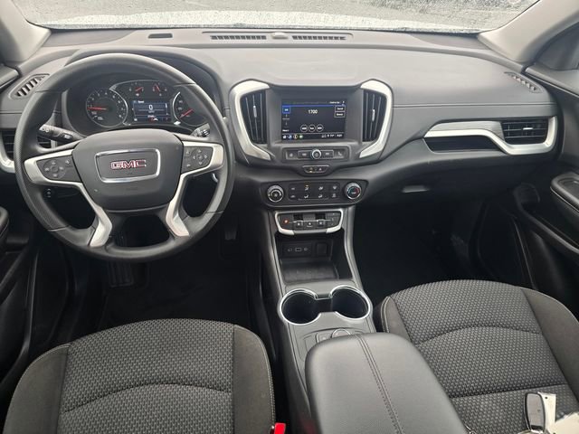 Used 2024 GMC Terrain SLE image 15