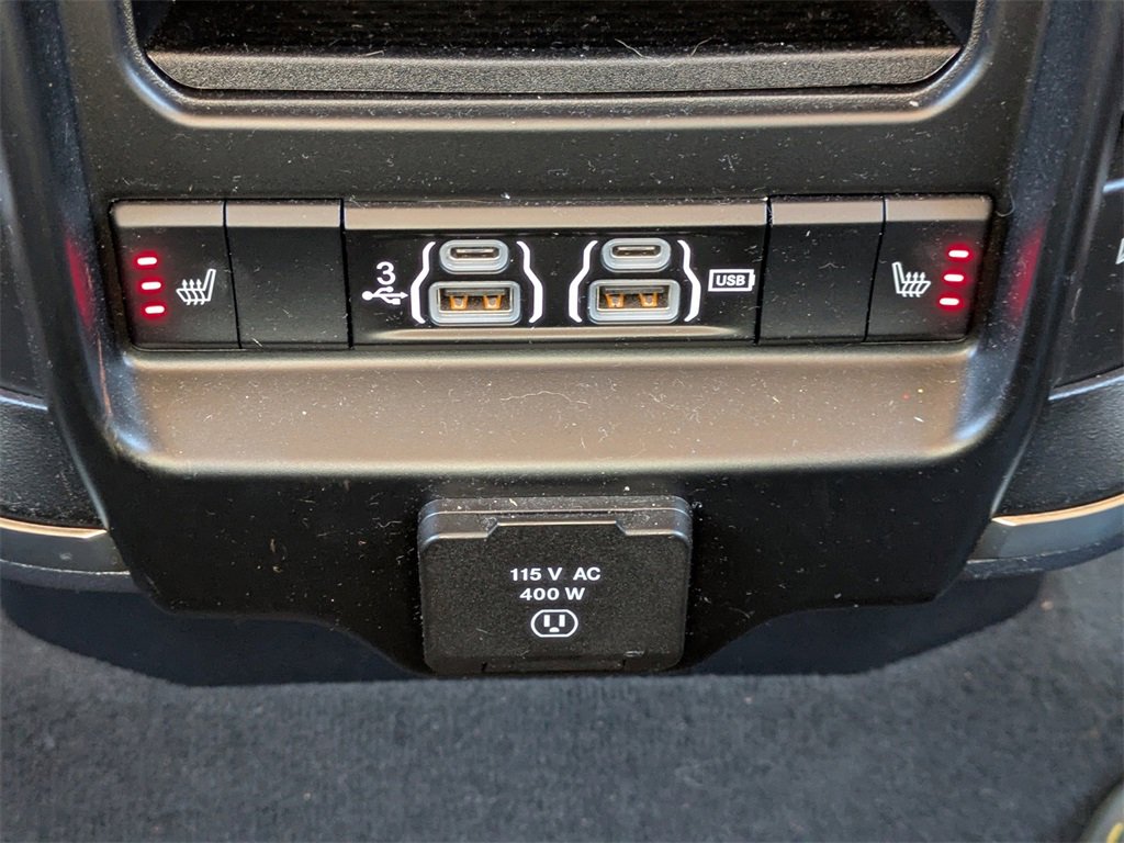 Used 2020 RAM 1500 Limited w/ Bed Utility Group image 15