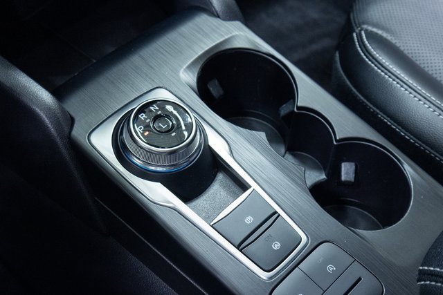 Used 2022 Ford Escape SEL image 17