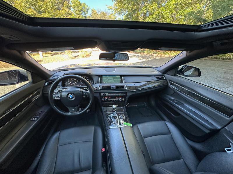 Used 2013 BMW 740Li image 39