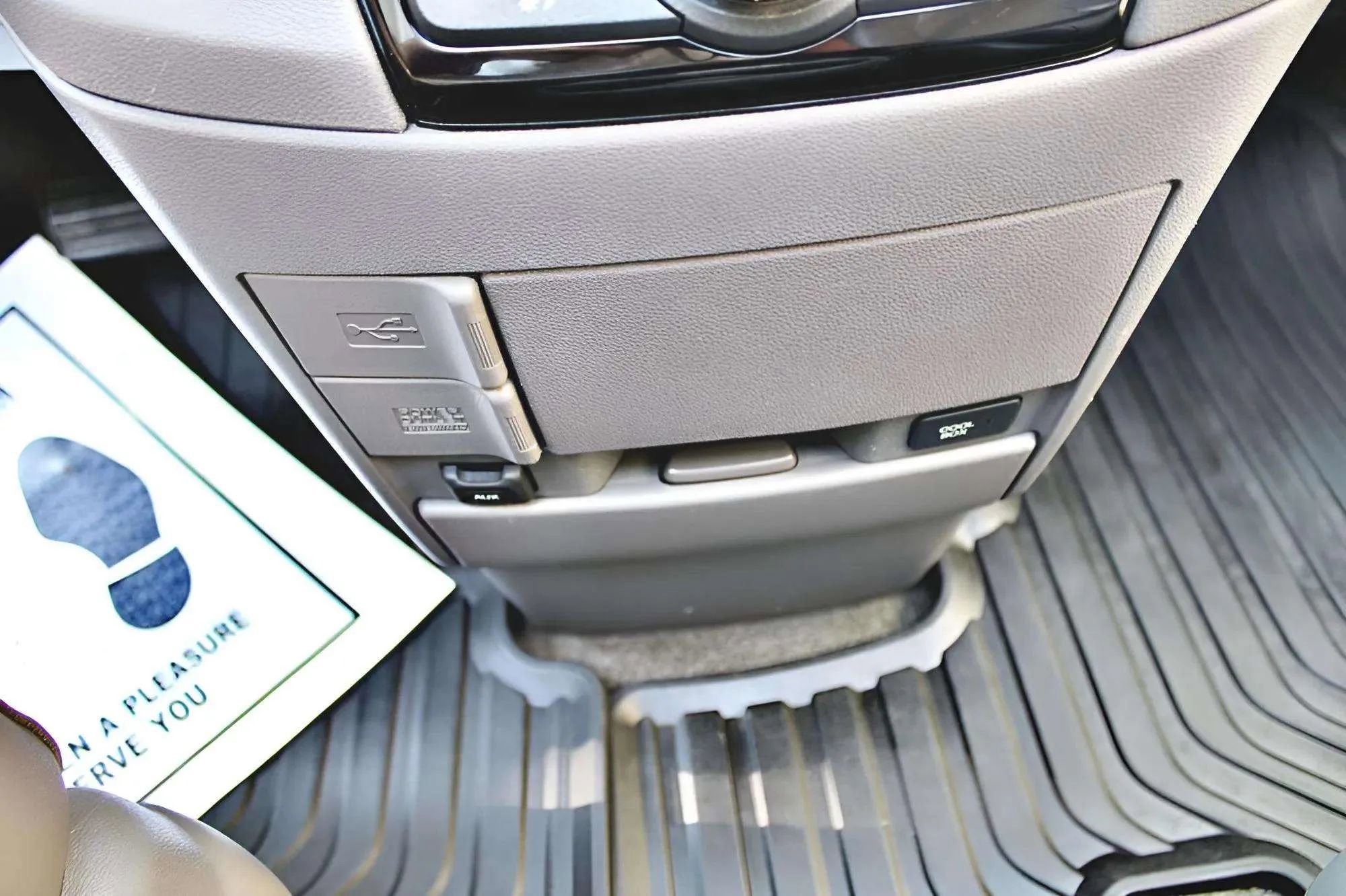 Used 2016 Honda Odyssey EX-L image 22