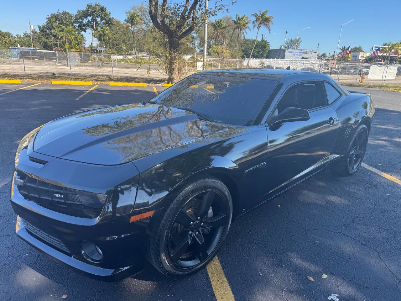 Used 2010 Chevrolet Camaro SS image 1