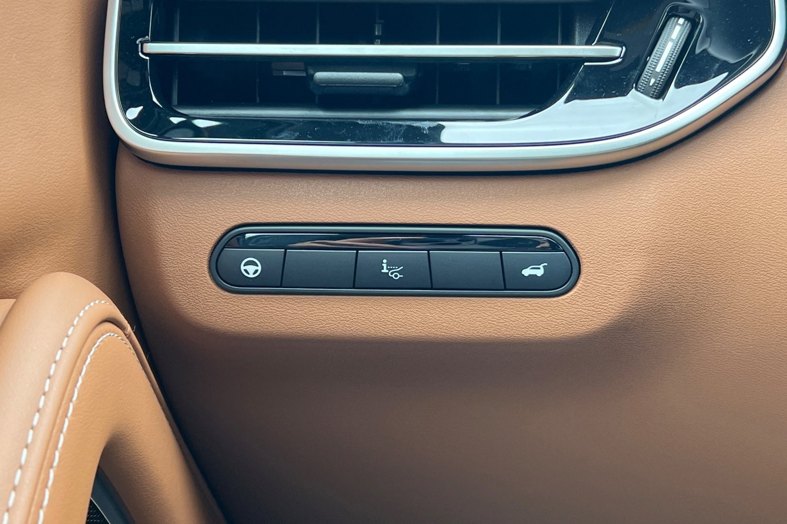 New 2026 INFINITI QX60 Autograph w/ Dark Cargo Package image 30