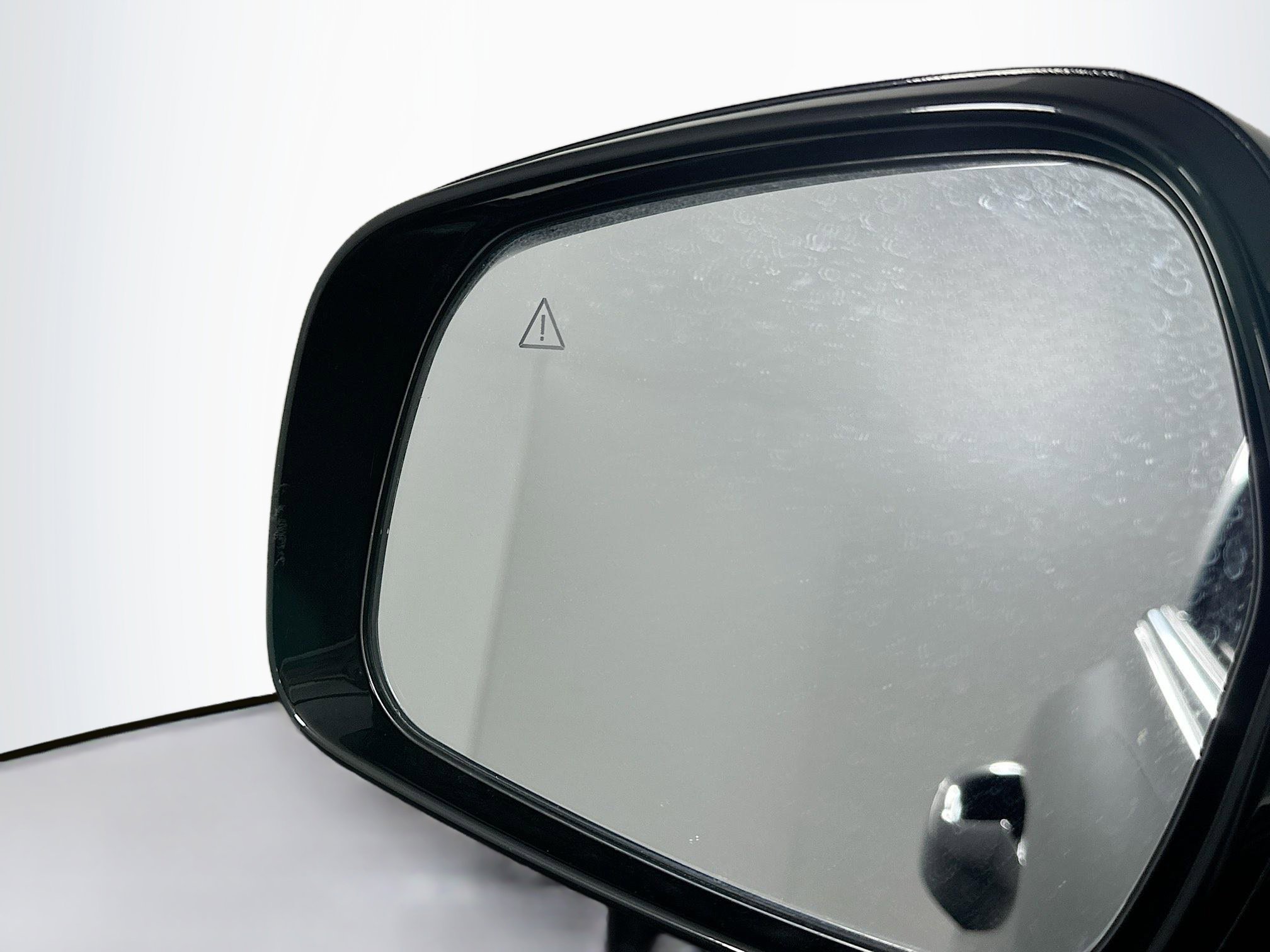 Used 2024 Kia Sorento S image 16