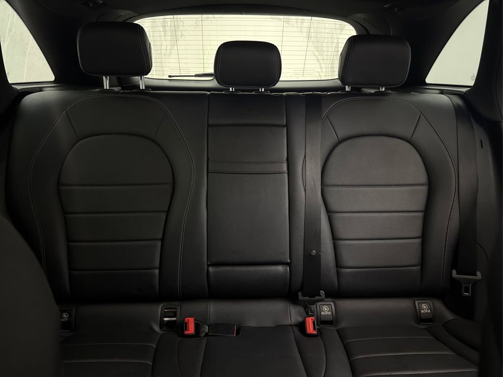 Used 2017 Mercedes-Benz GLC 300 image 32