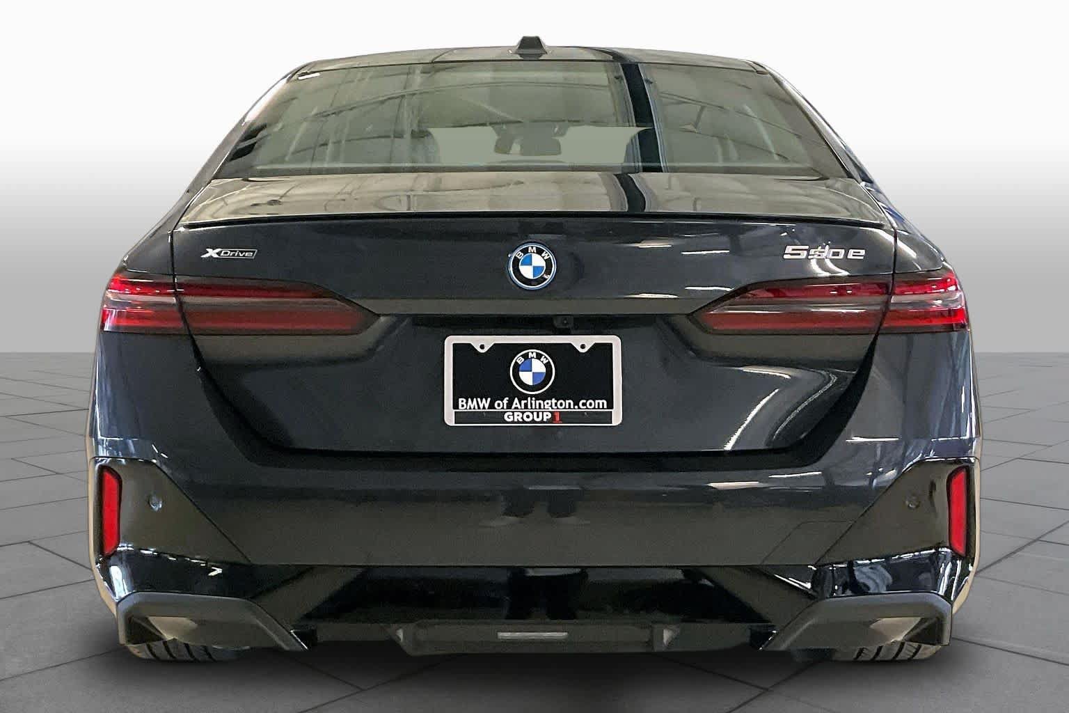 New 2026 BMW 550e xDrive AWD/4WD image 4
