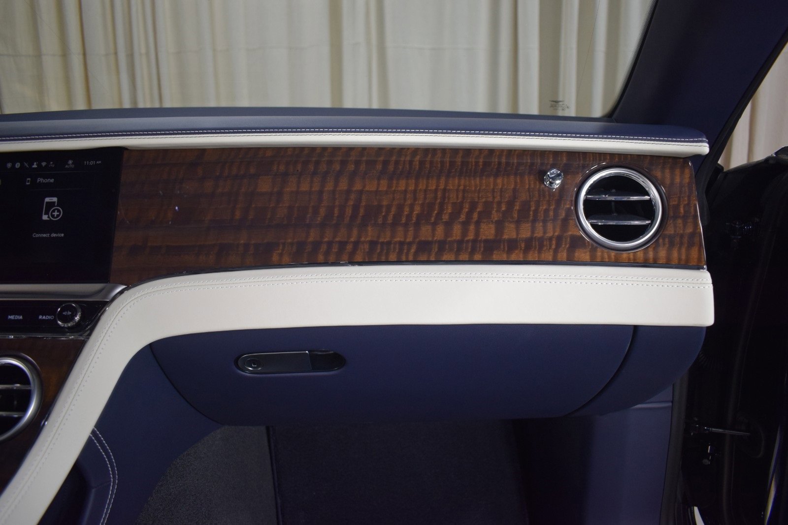 New 2026 Bentley Continental GTC image 25