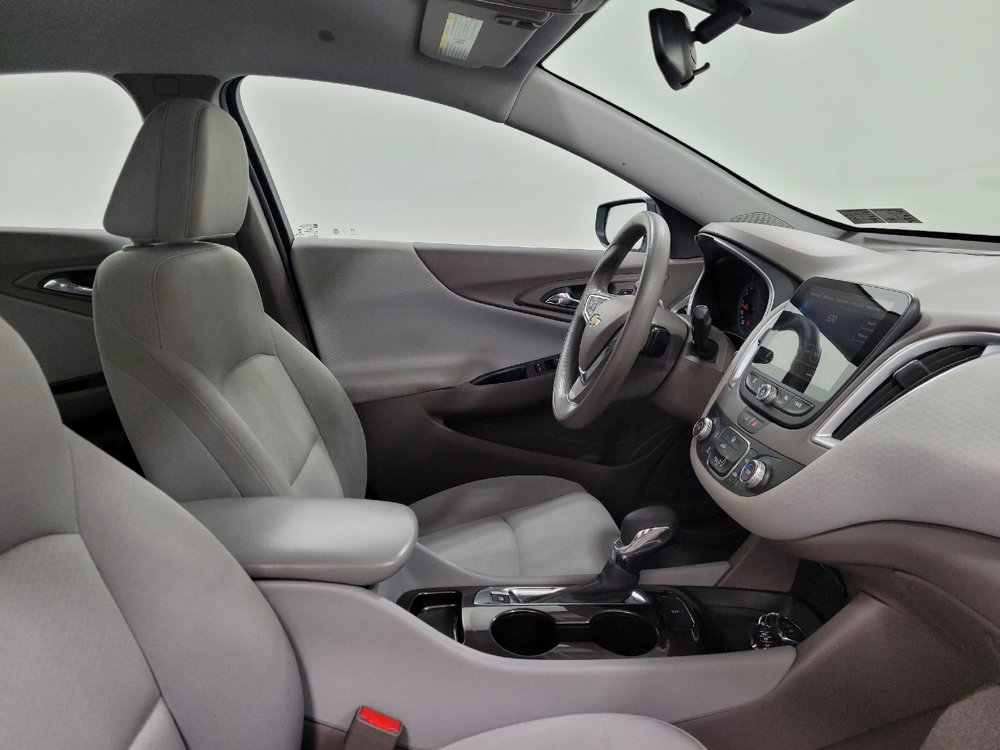 Used 2023 Chevrolet Malibu LS FWD image 21