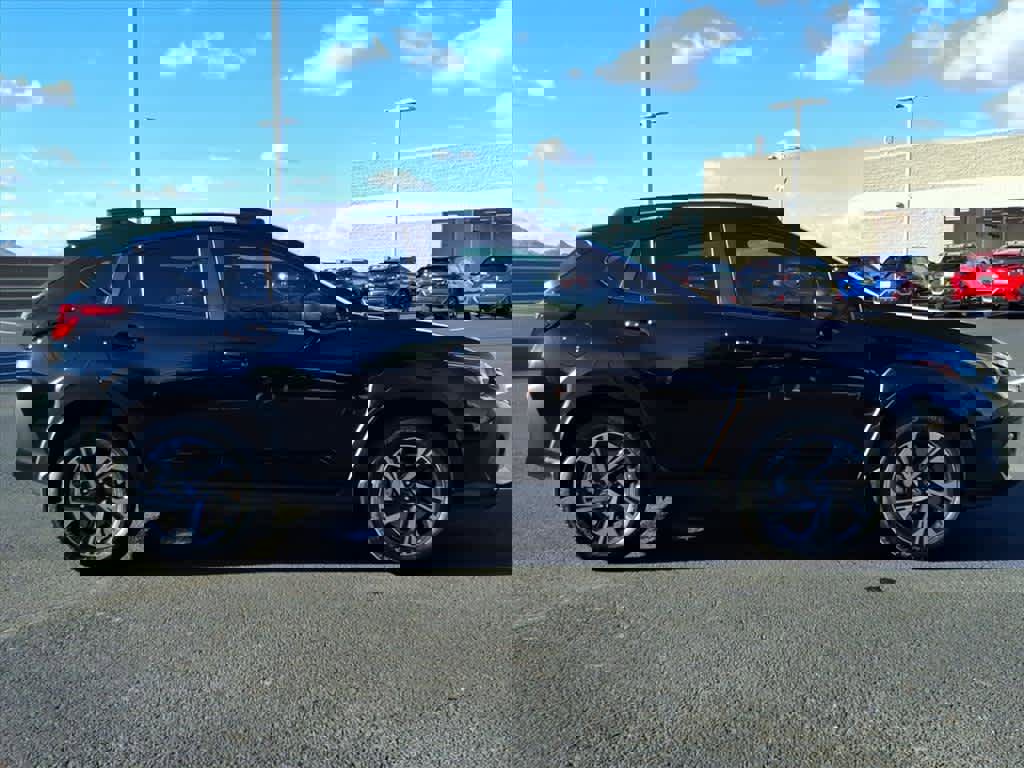 Certified 2025 Subaru Crosstrek 2.0i Premium image 7