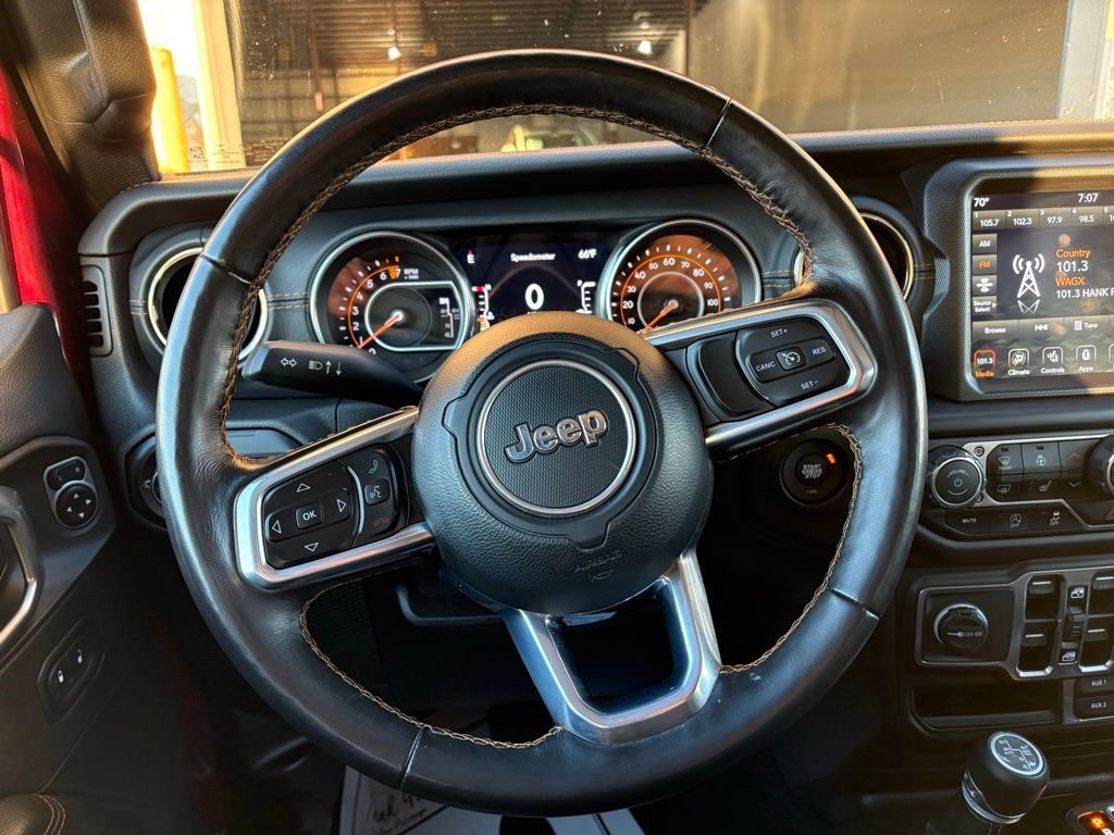 Used 2021 Jeep Gladiator Overland image 24